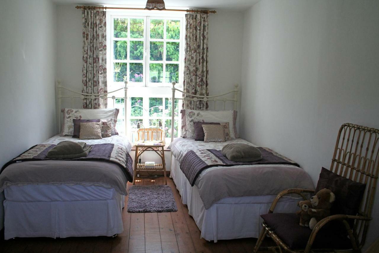 The Cottage 애보츠버리 외부 사진